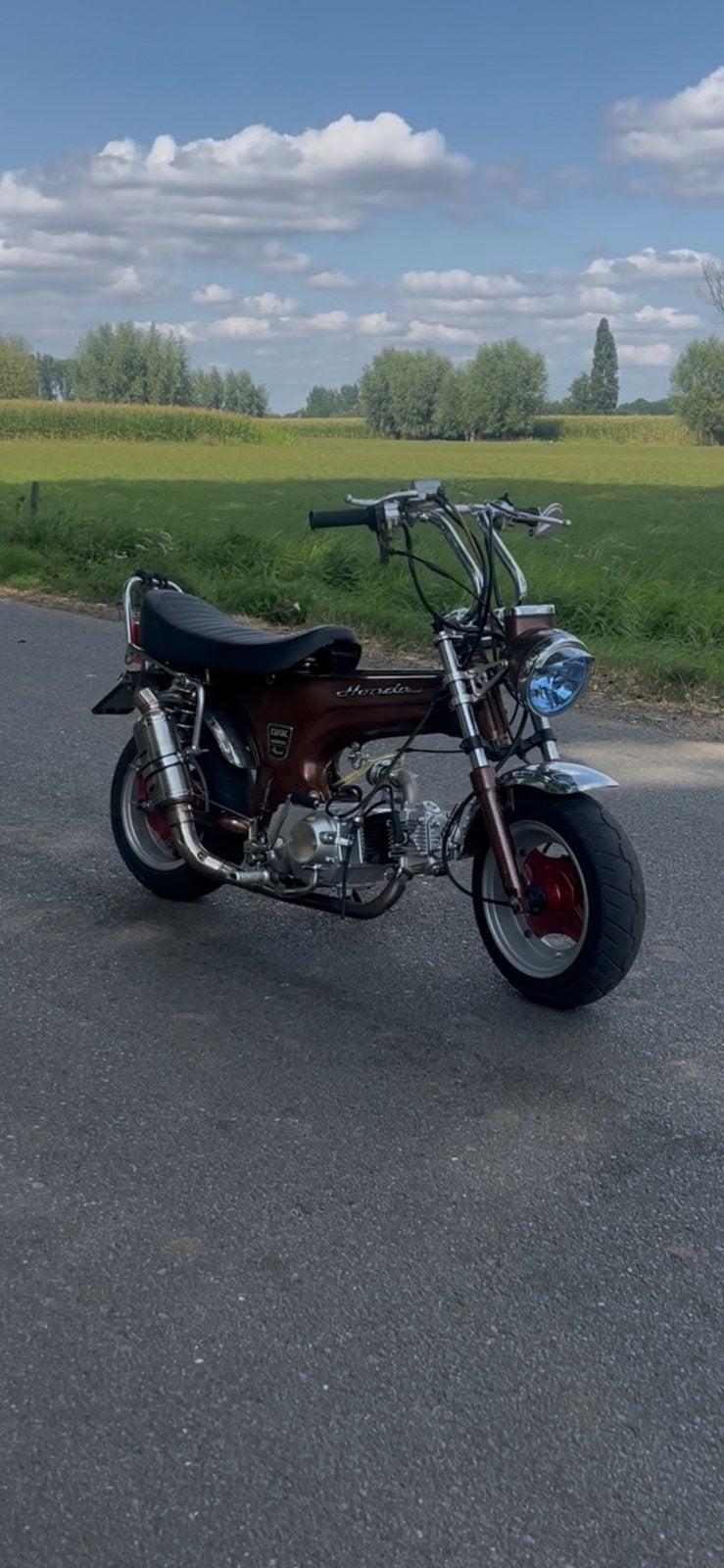 Honda dax replica b klasse lowrider, Vélos & Vélomoteurs, Pièces de cyclomoteur | Général, Comme neuf, Phare, Enlèvement