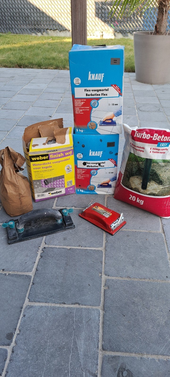 Déchets de carrelage + outils de jointoiement, Bricolage & Construction, Bricolage & Rénovation Autre, Enlèvement