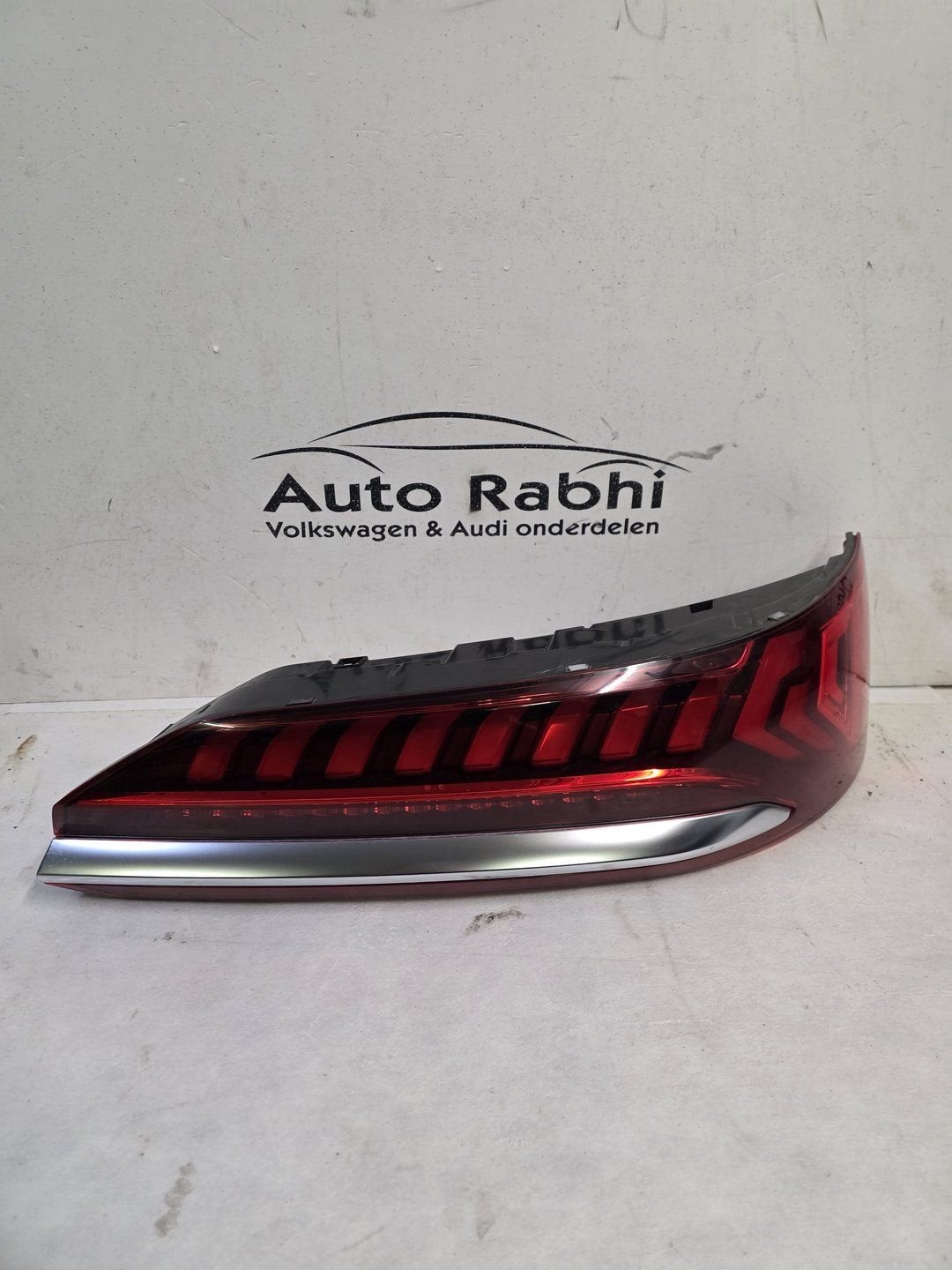 AUDI Q7 4M LIFT ACHTERLICHT RECHTS 4M0945308, -, Utilisé, -, -