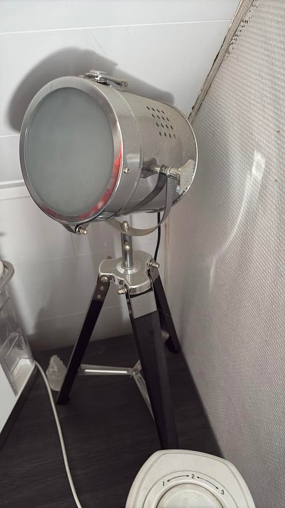 Staande Lamp, Ophalen, Zo goed als nieuw