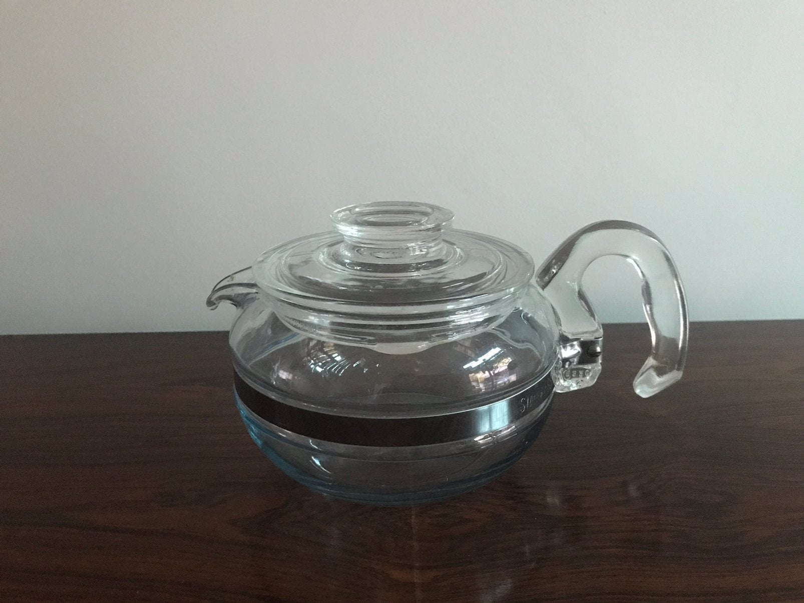 Mooie retro vintage glazen theepot Pyrex, Enlèvement ou Envoi