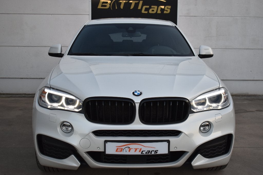 BMW X6 xDrive30dA || M-sport || Trekhaak, Auto's, BMW, 2993 cc, Wit, Bedrijf, 2205 kg