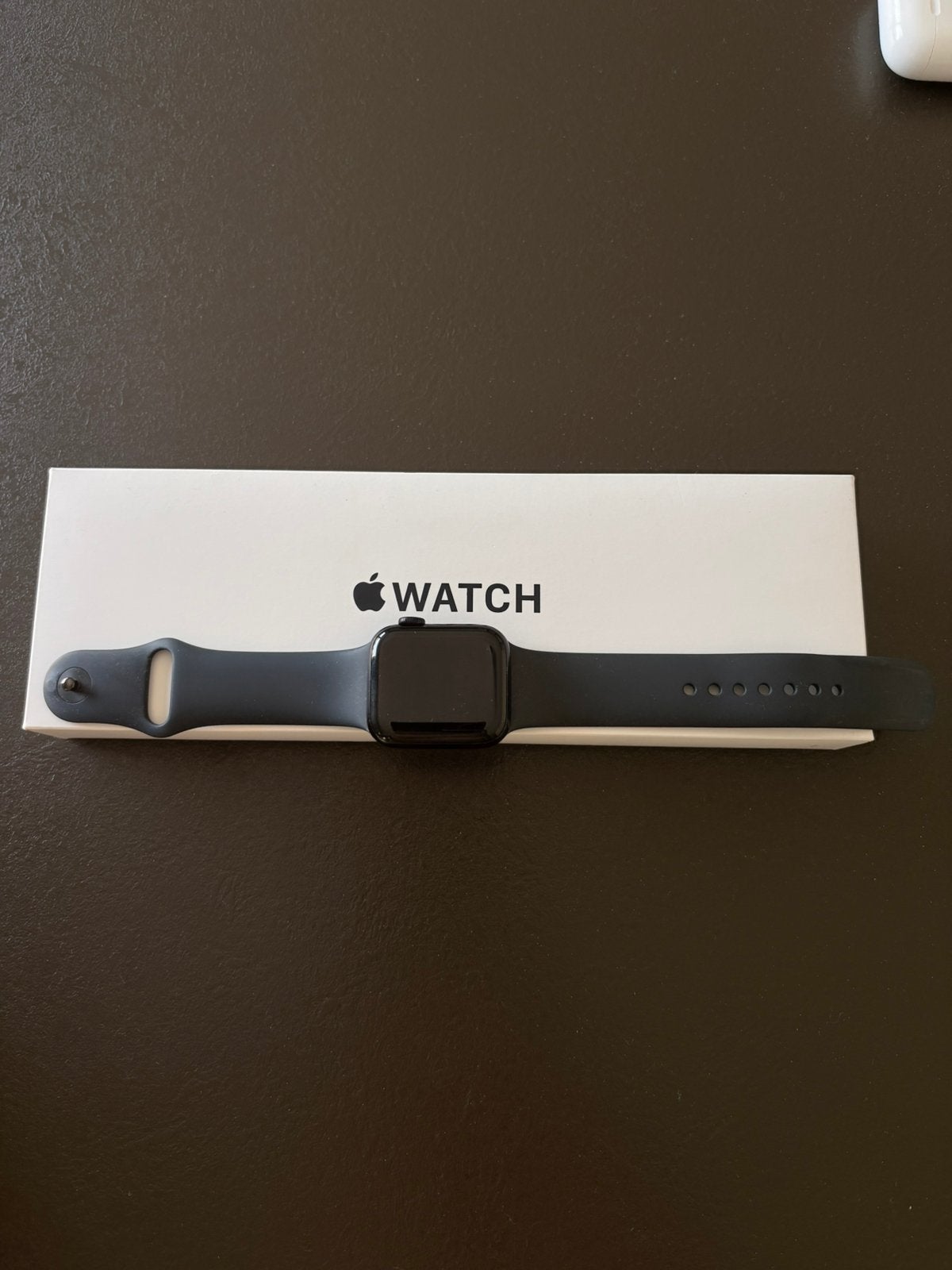 Apple Watch SE (édition 2024), Bijoux, Sacs & Beauté, Montres connectées, Comme neuf, iOS, Bleu, Distance, Bandage calorique, État