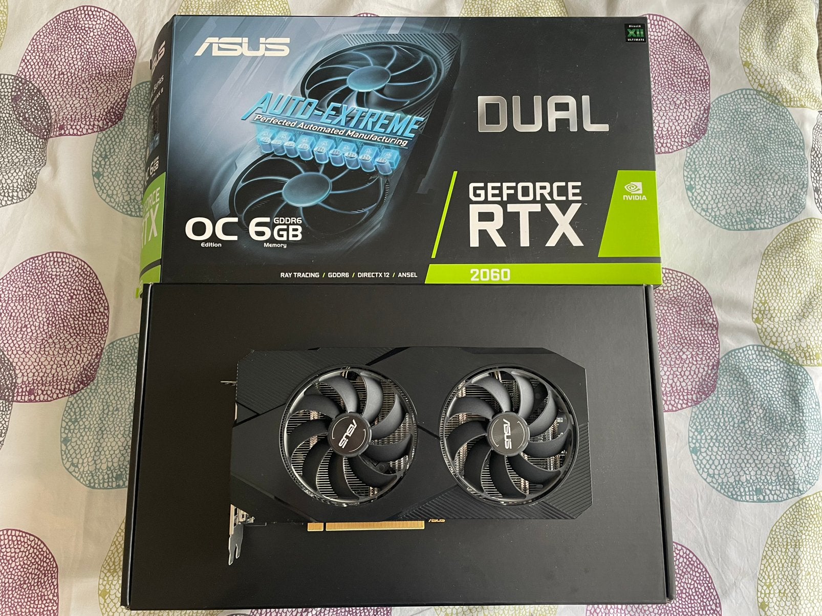 ASUS Dual RTX 2060 OC (LED sfeerverlichting customisable), Computers en Software, Videokaarten, Ophalen, Zo goed als nieuw