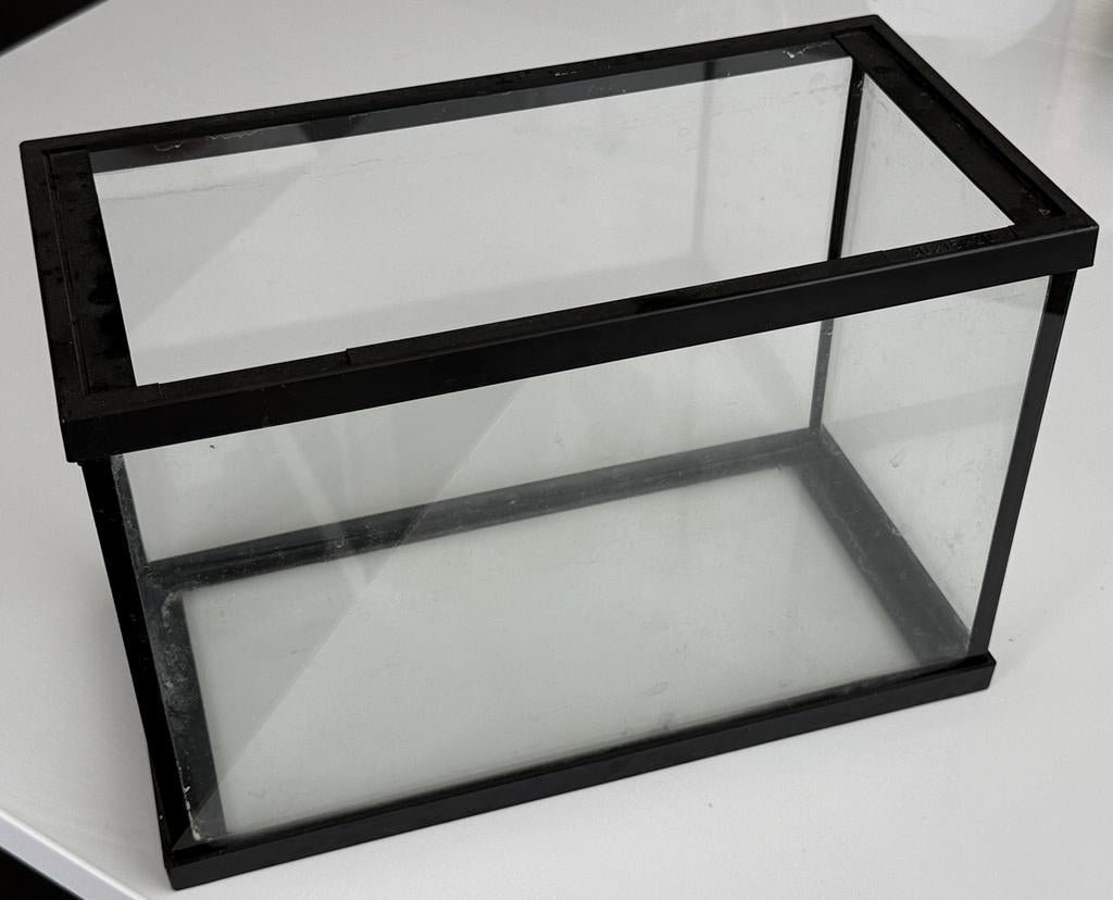 Aquarium en toebehoren 30x15x20cm, Dieren en Toebehoren, Ophalen of Verzenden, Zo goed als nieuw