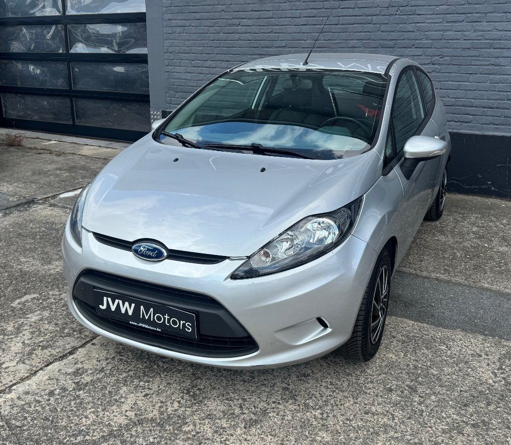 Ford Fiesta 1.25i * 97dKM * Airco * Garantie, Autos, 1242 cm³, Argent ou Gris, Achat, Entreprise