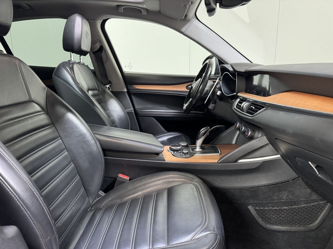 Alfa Romeo Stelvio 2.0 Benzine Autom. 4X4- Pano - Goede sta, Auto's, 0 kg, Zwart, 5 zetels, Particulier