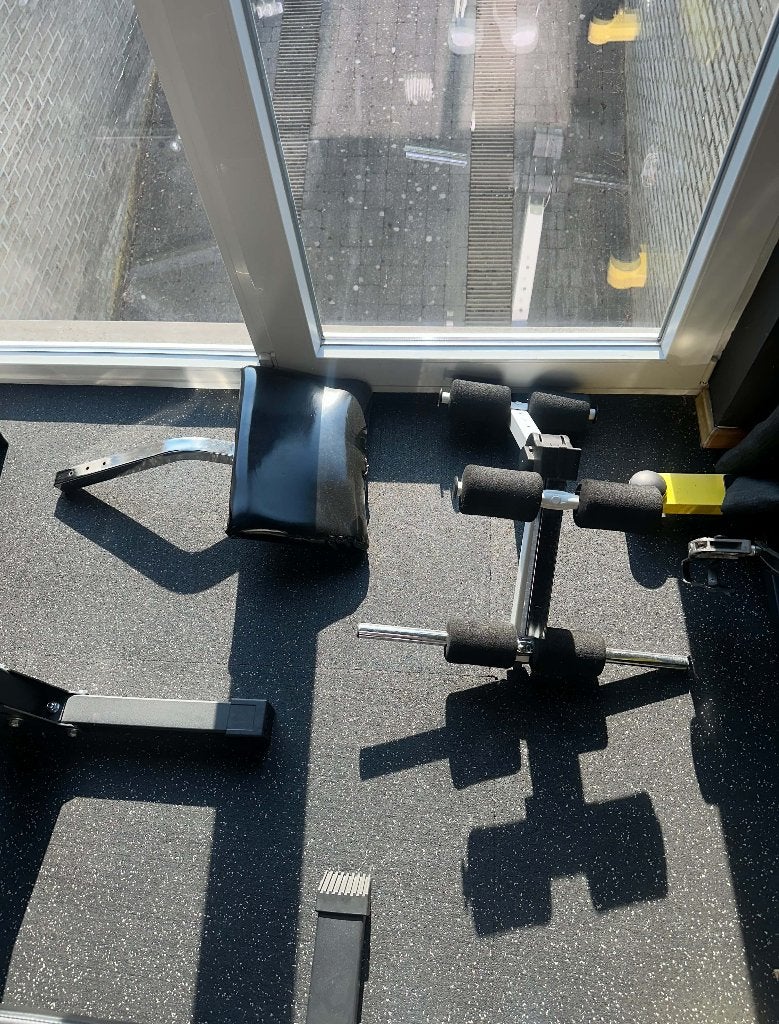 Home gym (ATX, Kettler, cable crossover, squat rack, etc...), Ophalen, Benen, Overige typen, Zo goed als nieuw