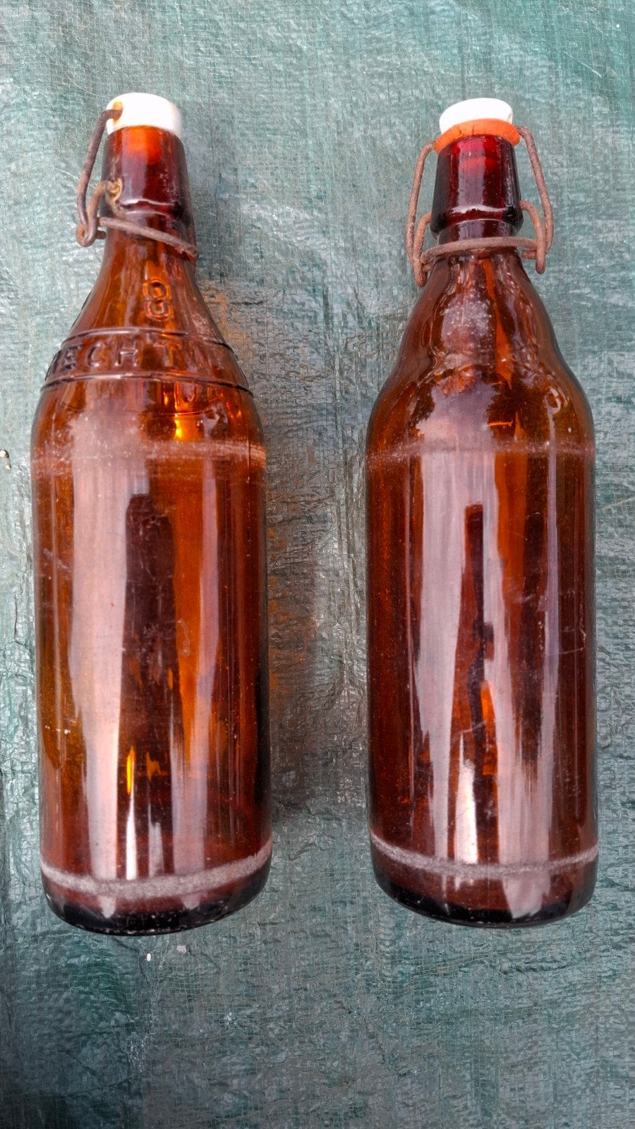 2 bouteilles 75 cl anciennes brasserie Haecht 1920-50, Enlèvement ou Envoi, Bouteille(s)