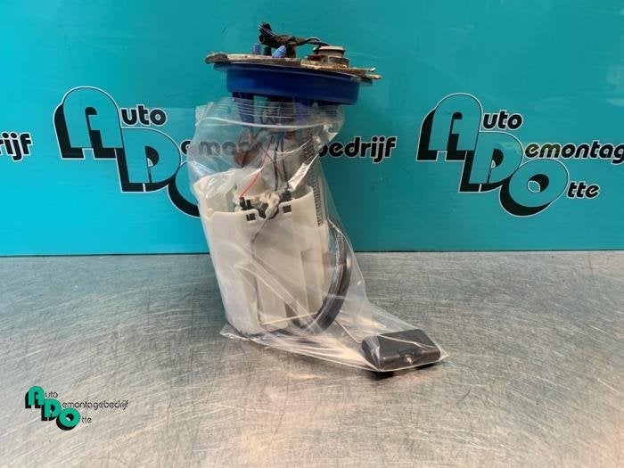 Pompe carburant électrique d'un Volkswagen Golf (Golf 12-), Autos : Pièces & Accessoires, Volkswagen, -, 3 mois de garantie, Utilisé