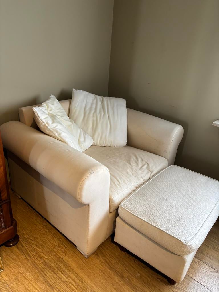 Fauteuil XXL avec pouf, Enlèvement, Utilisé