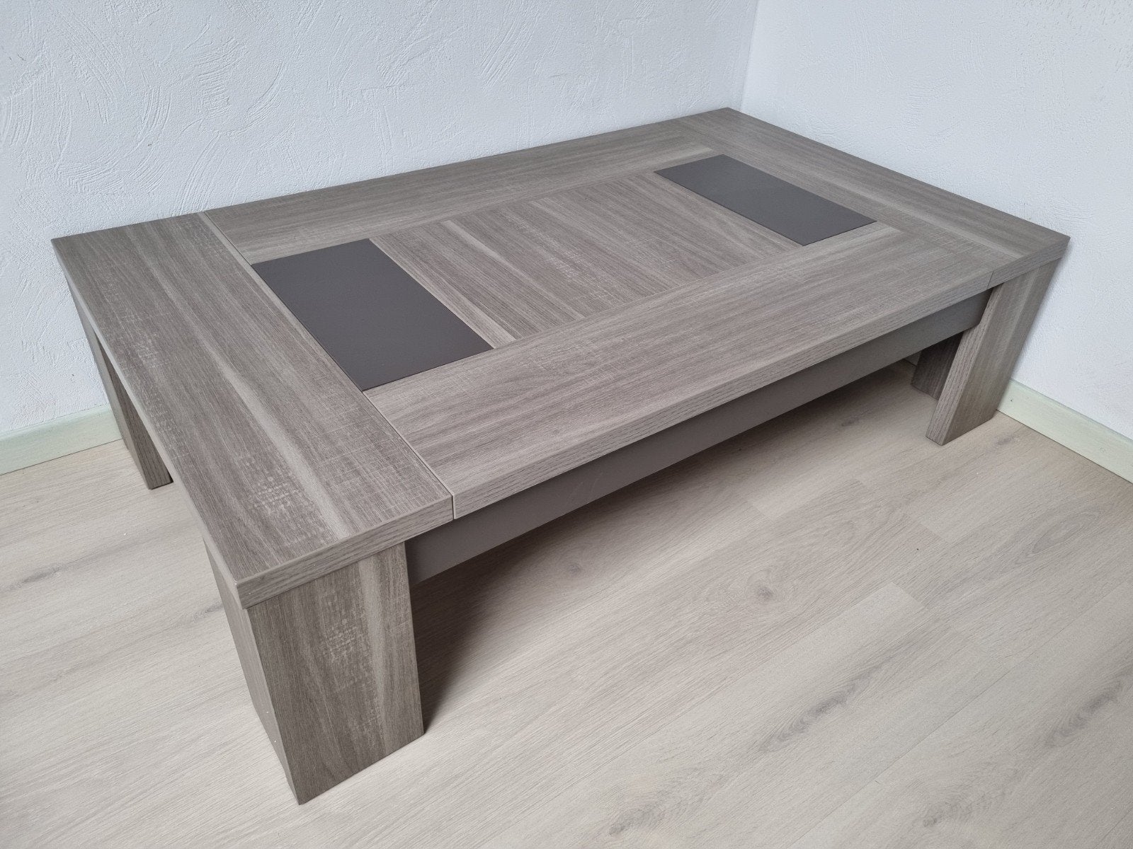table de salon, Enlèvement
