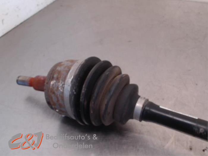 Arbre de transmission avant droit d'un Volkswagen Transporte, Volkswagen, -, 3 mois de garantie, Utilisé