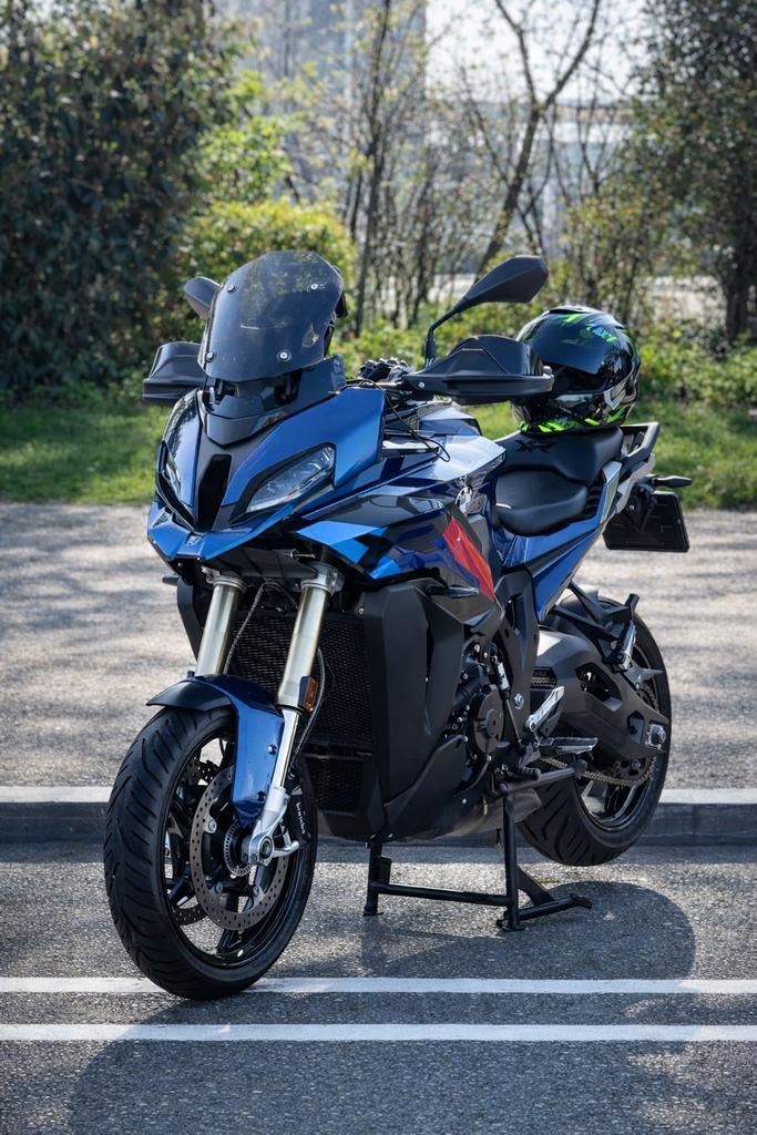 Bmw S1000xr 5000km, 4 cilinders, Motorrijbewijs A, Handvatverwarming, Particulier