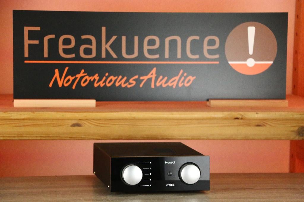 Heed Obelisk TRADE.INRUIL. Kleine vol klinkende versterker!, Ophalen of Verzenden, Zo goed als nieuw, Stereo