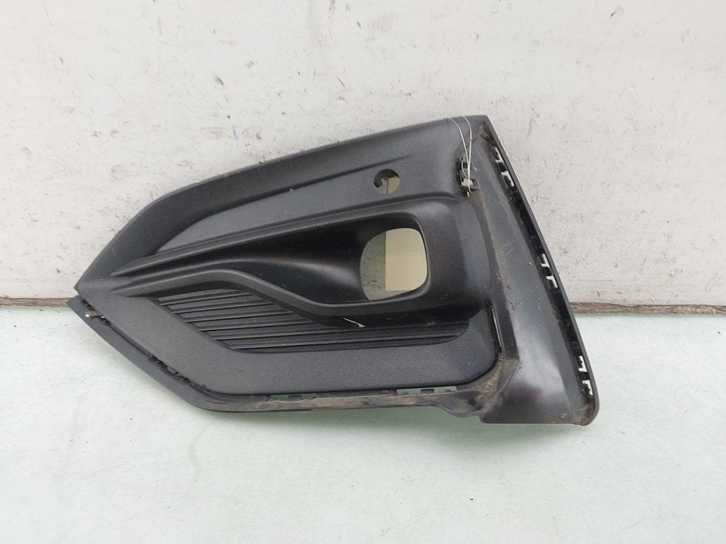 GRILLE DE PARE-CHOCS Ford Focus 4 (01-2018/12-2025), Autos : Pièces & Accessoires, Henry-Ford-Straße  1
50735  Köln, DE, Ford-Werke GmbH