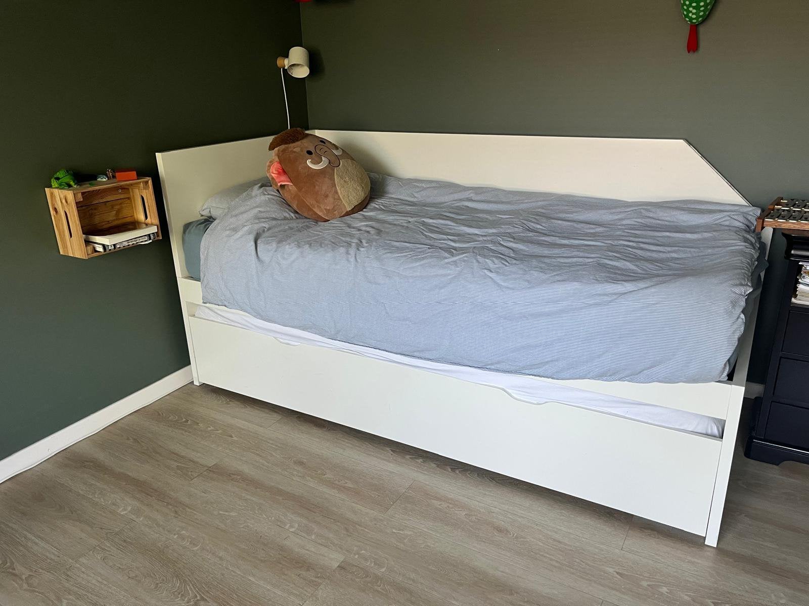 Bed voor kinderkamer, Huis en Inrichting, Slaapkamer | Bedden, Ophalen, Gebruikt, 90 cm, Eenpersoons