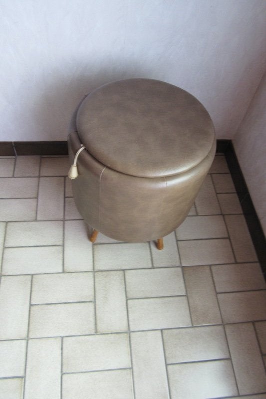 retro poef met deksel, Ophalen, Overige materialen, Gebruikt, Rond