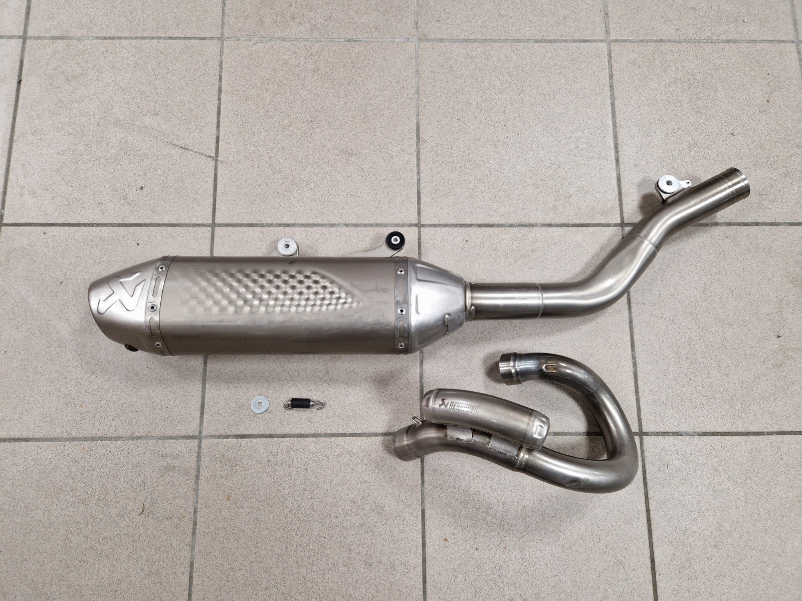 Ktm Akrapovic uitlaatsysteem 350 exc-f 2020-2023, Motoren, Onderdelen | Overige, Ophalen of Verzenden, Gebruikt