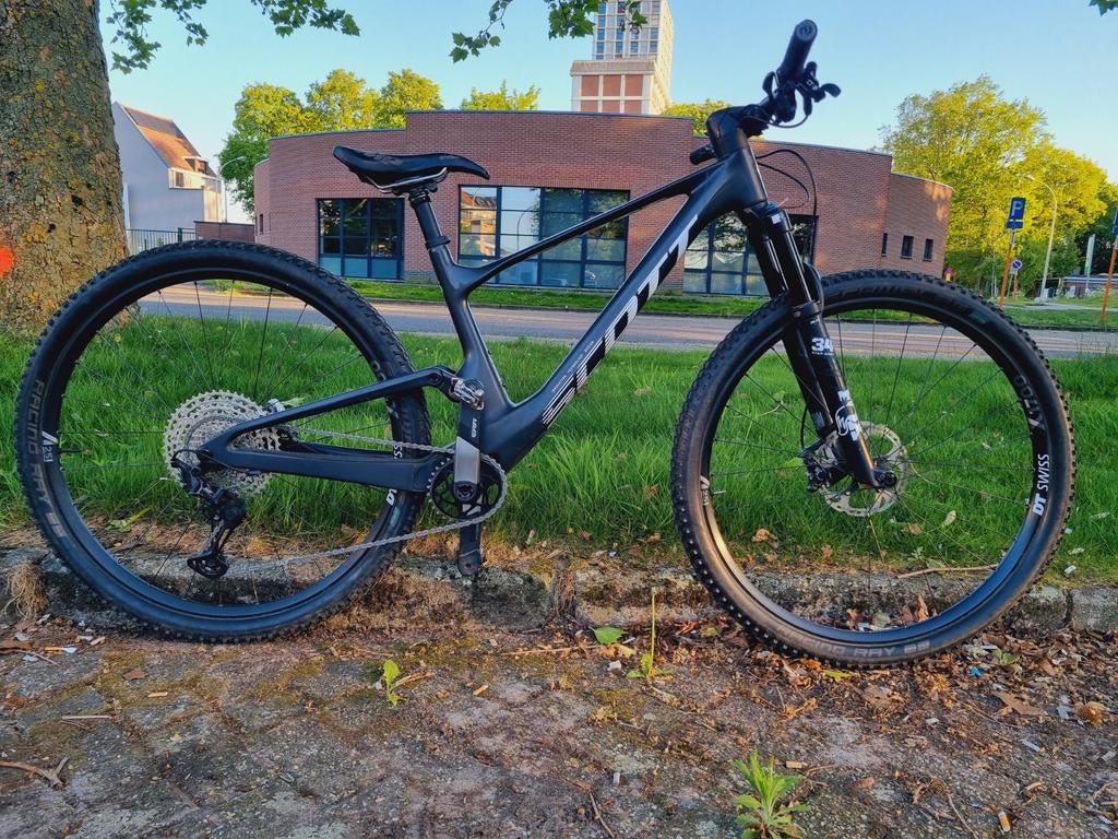 Scott Spark RC Team/Medium 29 inch Fully, Fully, Ophalen