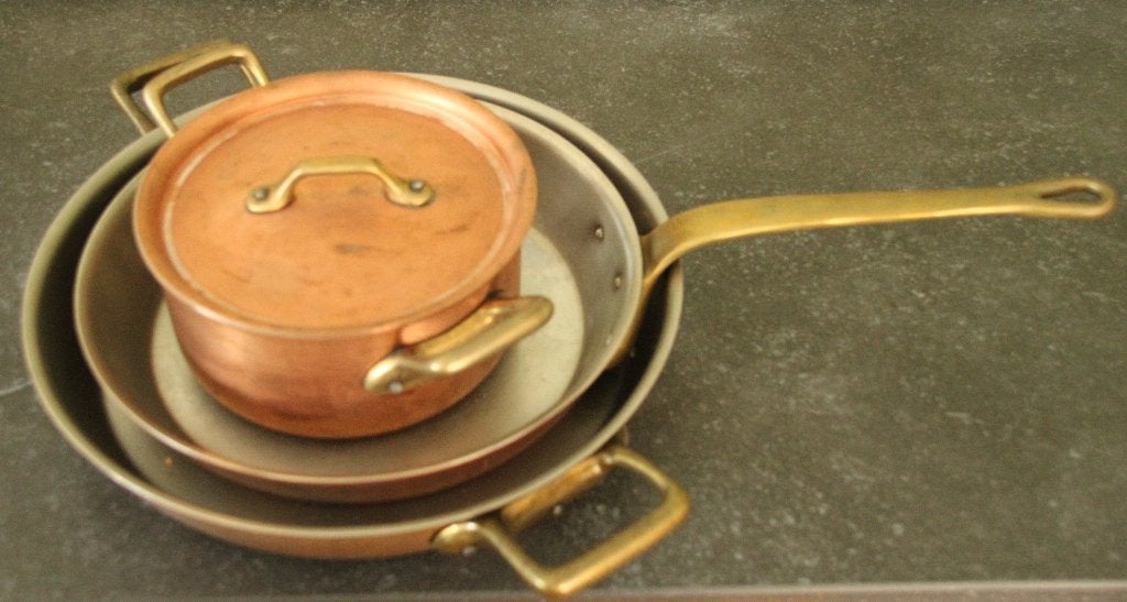 Ensemble : 3 casseroles en cuivre lourd Wegro intérieur RVS, Maison & Meubles, Cuisine | Casseroles & Poêles, Avec couvercle, Enlèvement ou Envoi