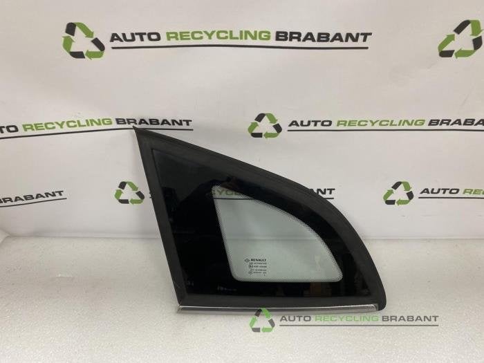 Vitre portière 4portes arrière gauche d'un Renault Megane, Autos : Pièces & Accessoires, -, 3 mois de garantie, Utilisé, -