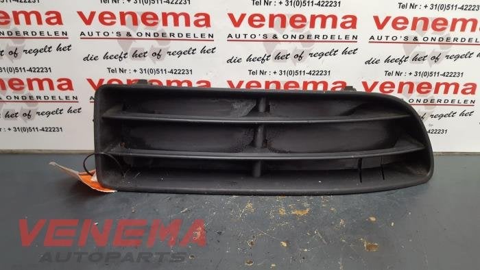 Calandre d'un Volkswagen Bora (NVT), Autos : Pièces & Accessoires, Neuf, Volkswagen, -, -