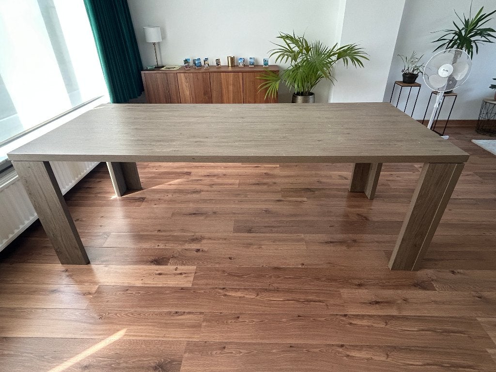 Robuuste houten eettafel 220 x 95 cm - 6 à 8 personen, Huis en Inrichting, Tafels | Eettafels, Ophalen, Gebruikt, 200 cm of meer