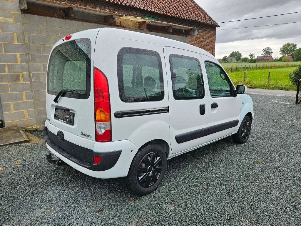 Renault Kangoo 1.5 DCI 93 000 km attache remorque, Achat, Boîte manuelle, 5 portes, Kangoo
