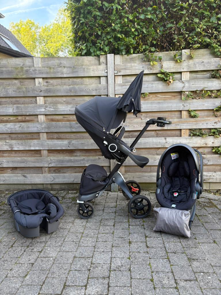 Poussette Stokke Xplory édition limitée full black 3 en 1, Enlèvement, Utilisé, Poussette, Avec siège auto