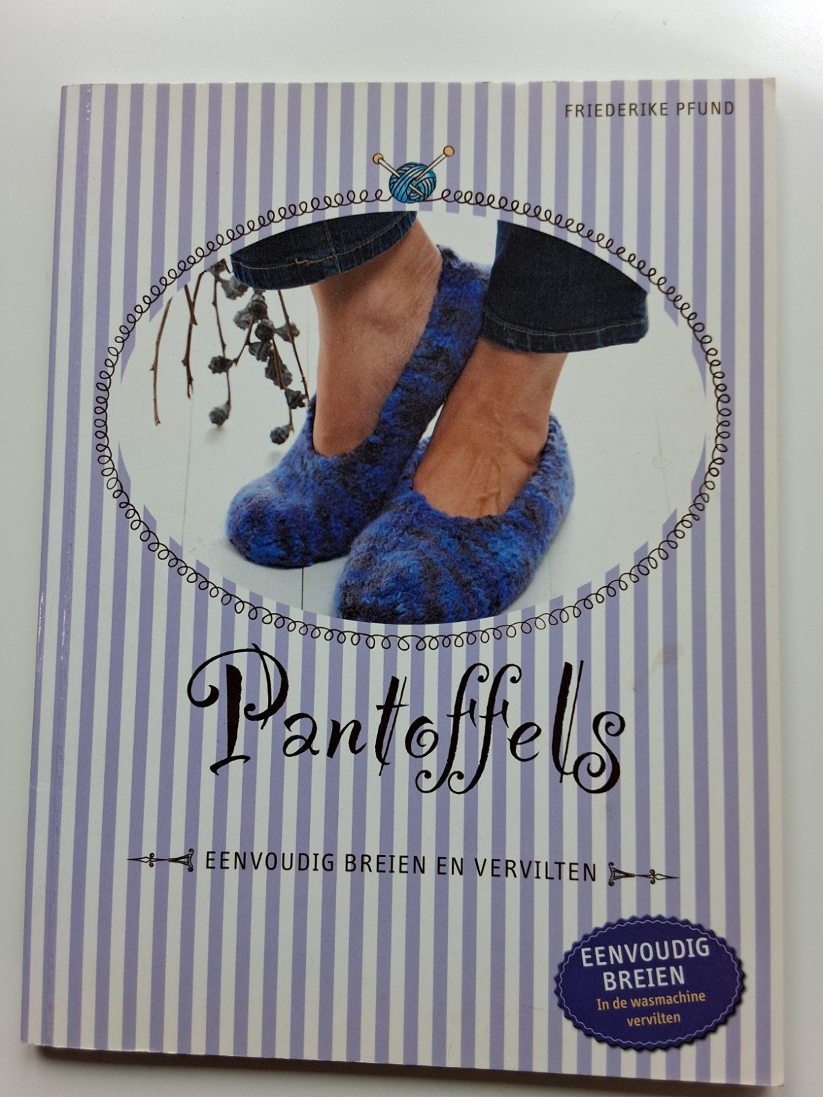 pantoffels breien en vervilten, Hobby en Vrije tijd, Ophalen of Verzenden, Gebruikt, Breien