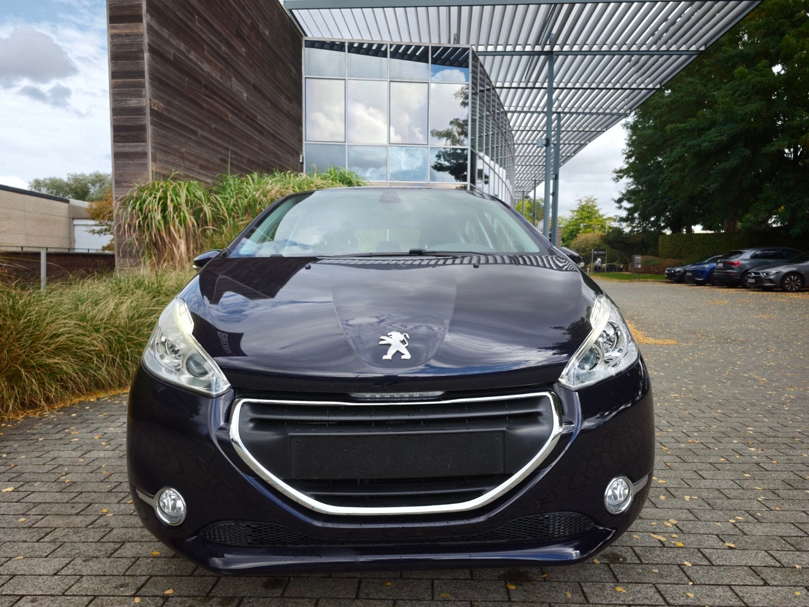 Peugeot 208/ benzine/96.000 km/airco/serviceboek, Bluetooth, Euro 5, Bedrijf, https://public.car-pass.be/vhr/1b9ad77a-5dfd-459b-972d-7e62daf951d4