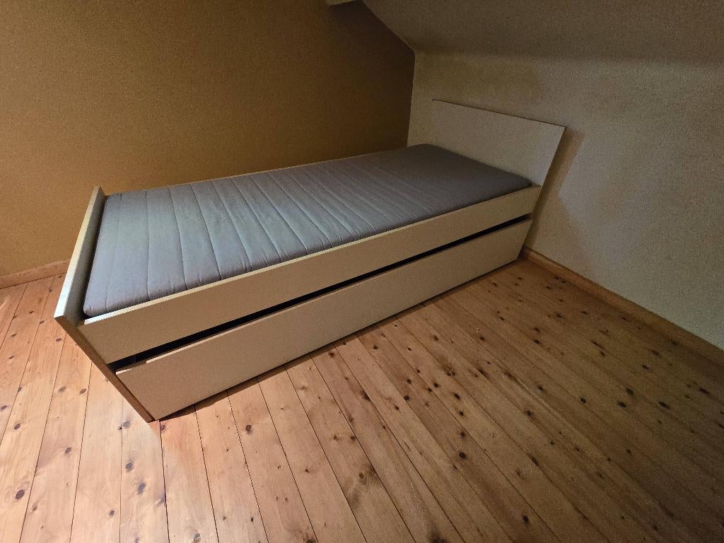 2x dubbele bedjes (4 personen), Ophalen, 90 cm, Tweepersoons, Zo goed als nieuw
