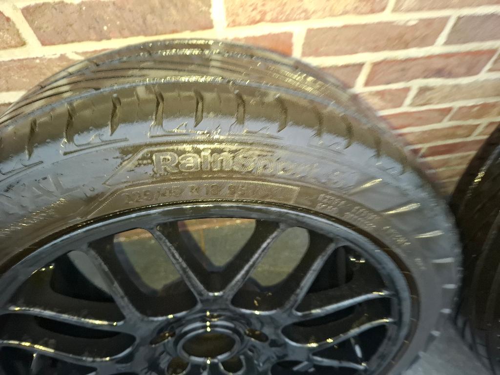 Velgen + banden voor bv BMW F30 18 inch, Ophalen, 18 inch, Band(en), Personenwagen