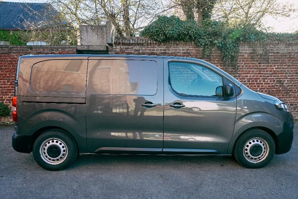 Opel Vivaro 2.0 L2H1, Auto's, 4 deurs, Stof, Particulier, Dealer onderhouden
