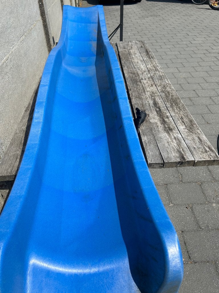 Glijbaan blauw, Enlèvement, Utilisé, Toboggan