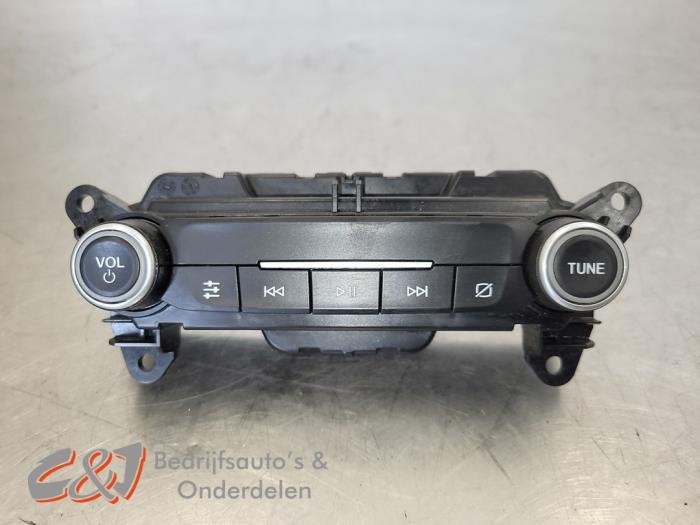 Radiobedienings paneel van een Ford Transit Courier, Gebruikt, -, -, Ophalen of Verzenden