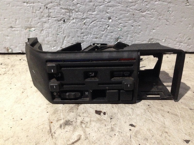 BEDIENINGSPANEEL VERWARMING Opel Vectra A (86 / 87), Gebruikt, Opel, Opel Automobile GmbH, Kontakt-opel@opel.com