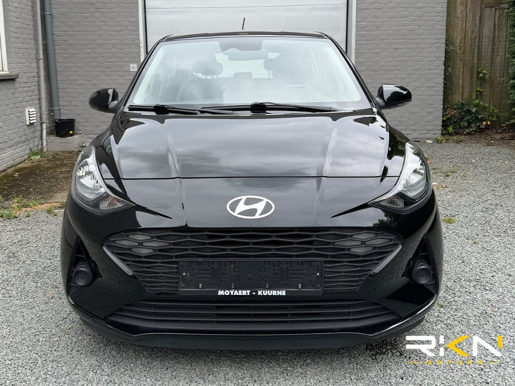 Hyundai i10 twist, Auto's, Hyundai, Stof, 4 cilinders, Parkeerassistent, Zwart