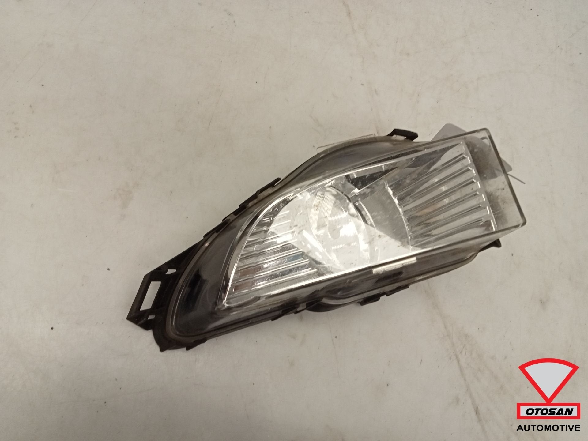 Opel Insignia A Mistlamp Rechts Voor 662588537R, Auto-onderdelen, Gebruikt, Opel Automobile GmbH, Kontakt@opel-infoservice.de