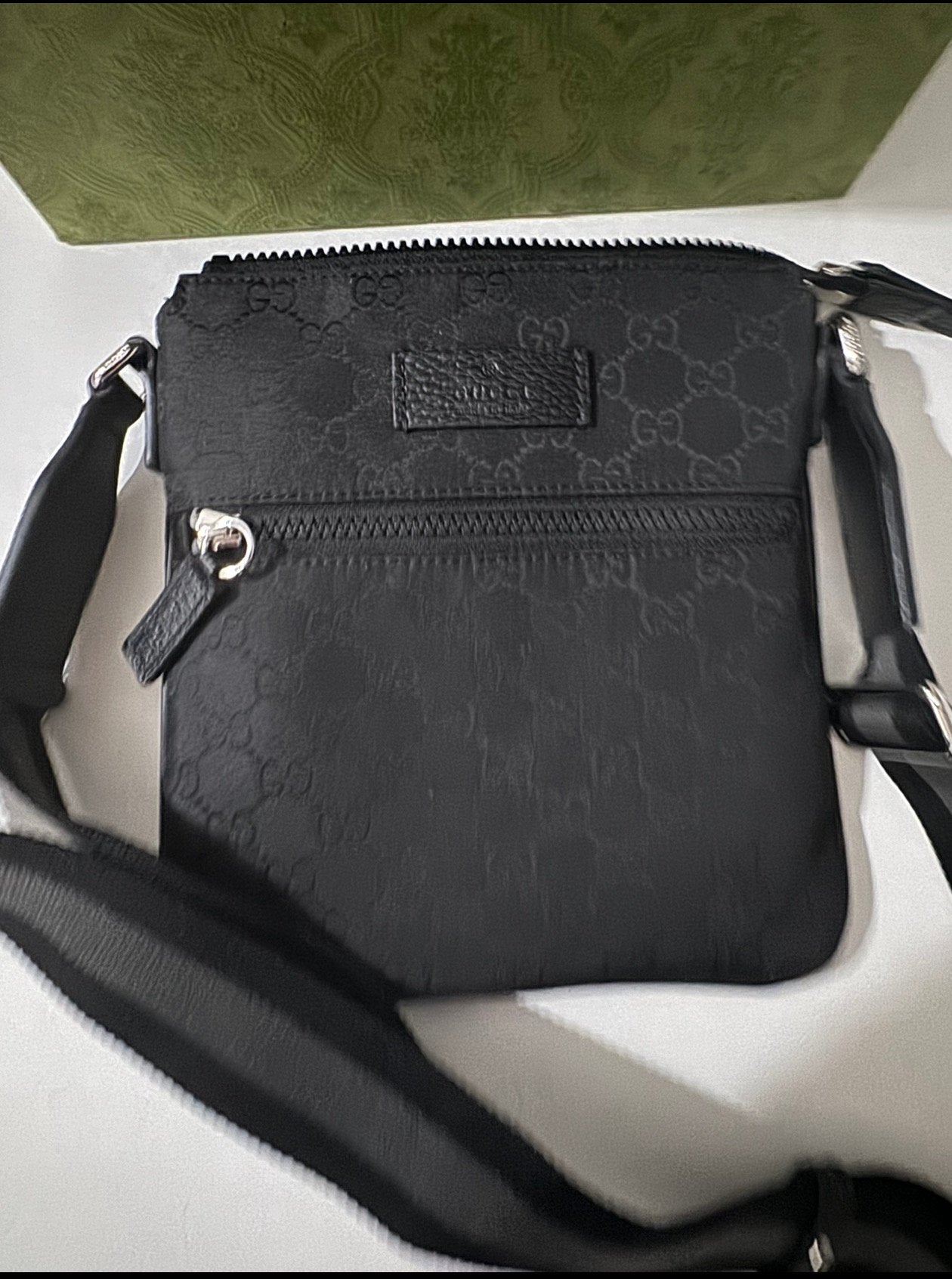 Gucci Messenger GG Supreme Noir – Neuf avec facture, Enlèvement ou Envoi, Comme neuf, Noir