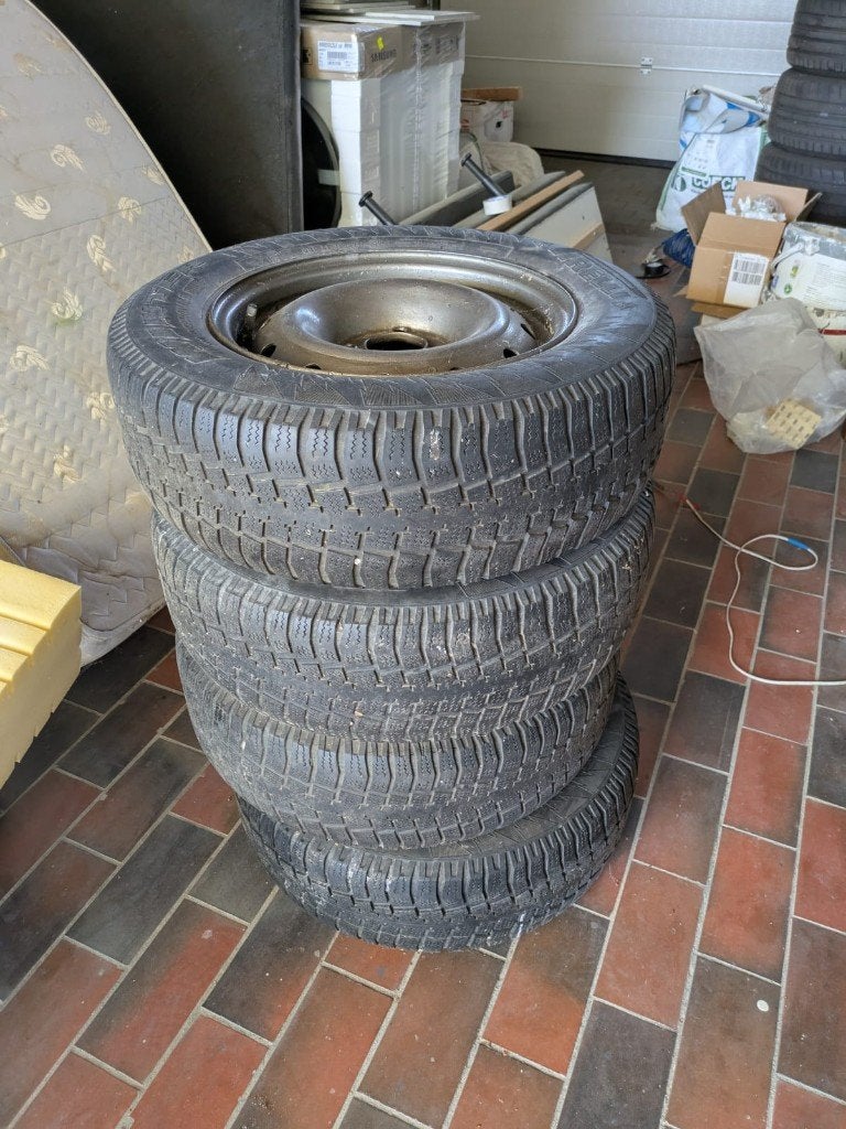14 inch winterbanden en velgen, Ophalen, 14 inch, Banden en Velgen, Winterbanden