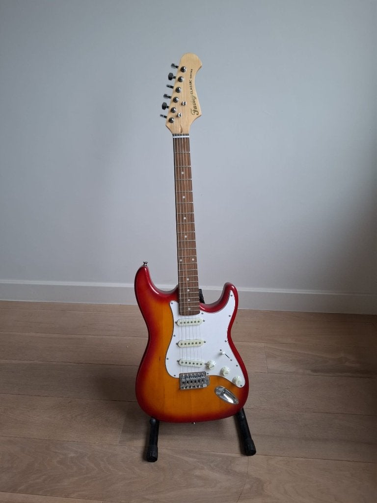 electrische gitaar, Muziek en Instrumenten, Ophalen, Zo goed als nieuw, Solid body, Overige merken