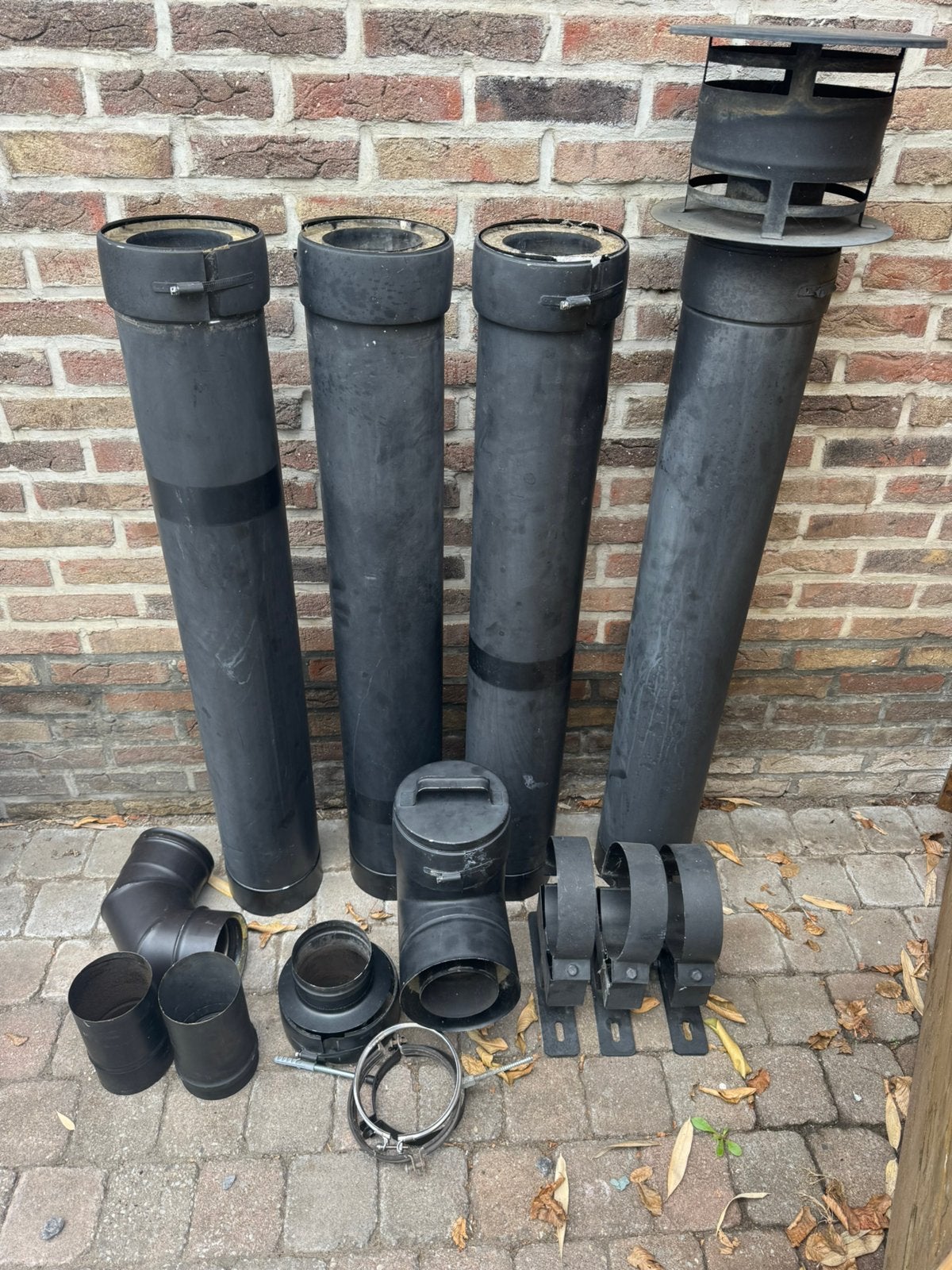 Zwarte dubbelwandige schouwkachelbuizen, Doe-het-zelf en Bouw, Ophalen, Inox, Gebruikt, 2 tot 4 meter