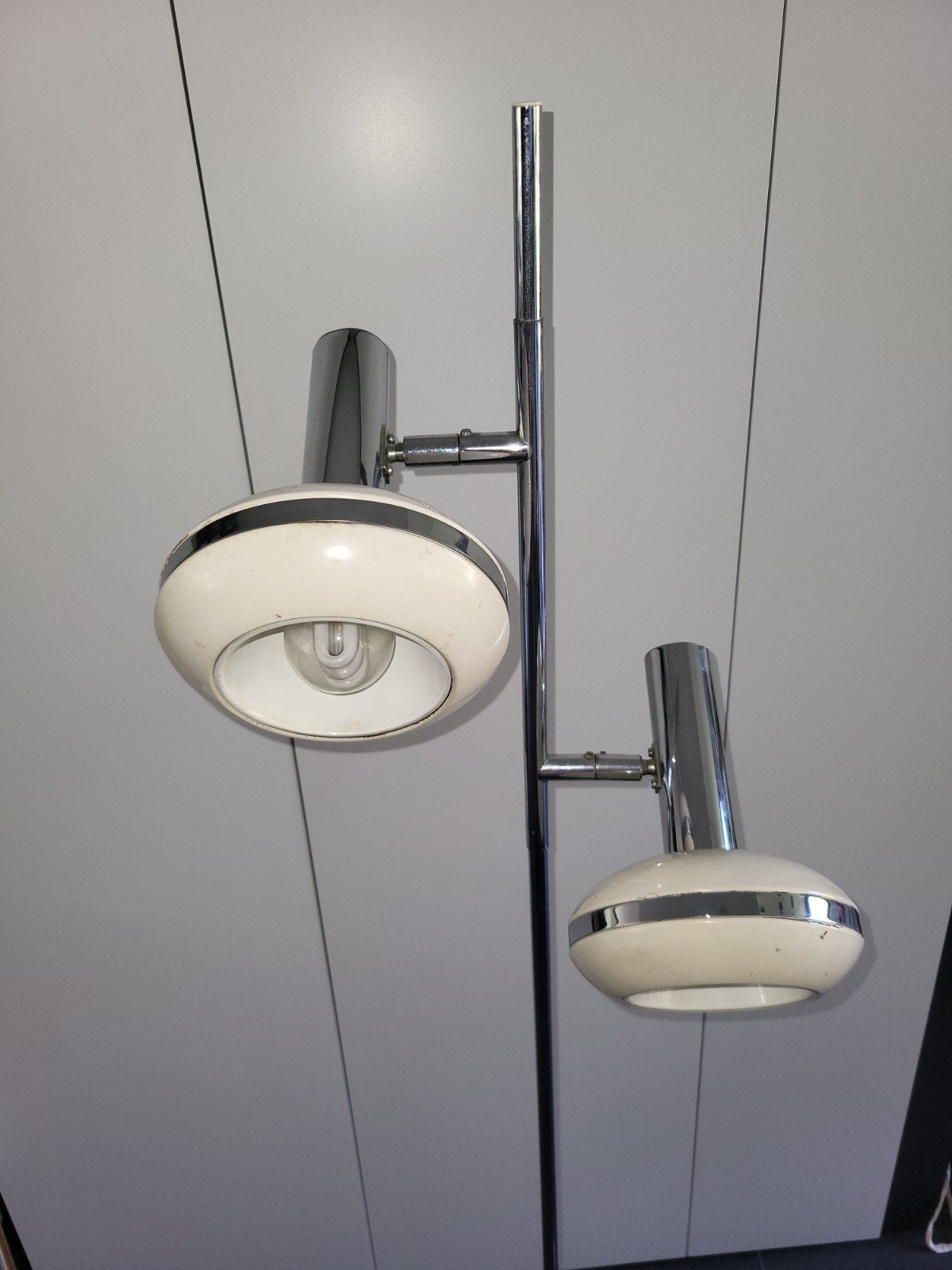 vintage staander lamp -space age design, Huis en Inrichting, Ophalen, Gebruikt, E27 (groot), Metaal