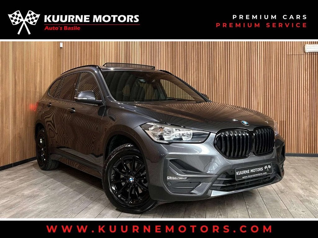 BMW X1 sDrive18d Pano/Leder/Gps/Cruise/Cam/Pdc/Bt/VerwZet *1, Argent ou Gris, Achat, Entreprise, Boîte manuelle