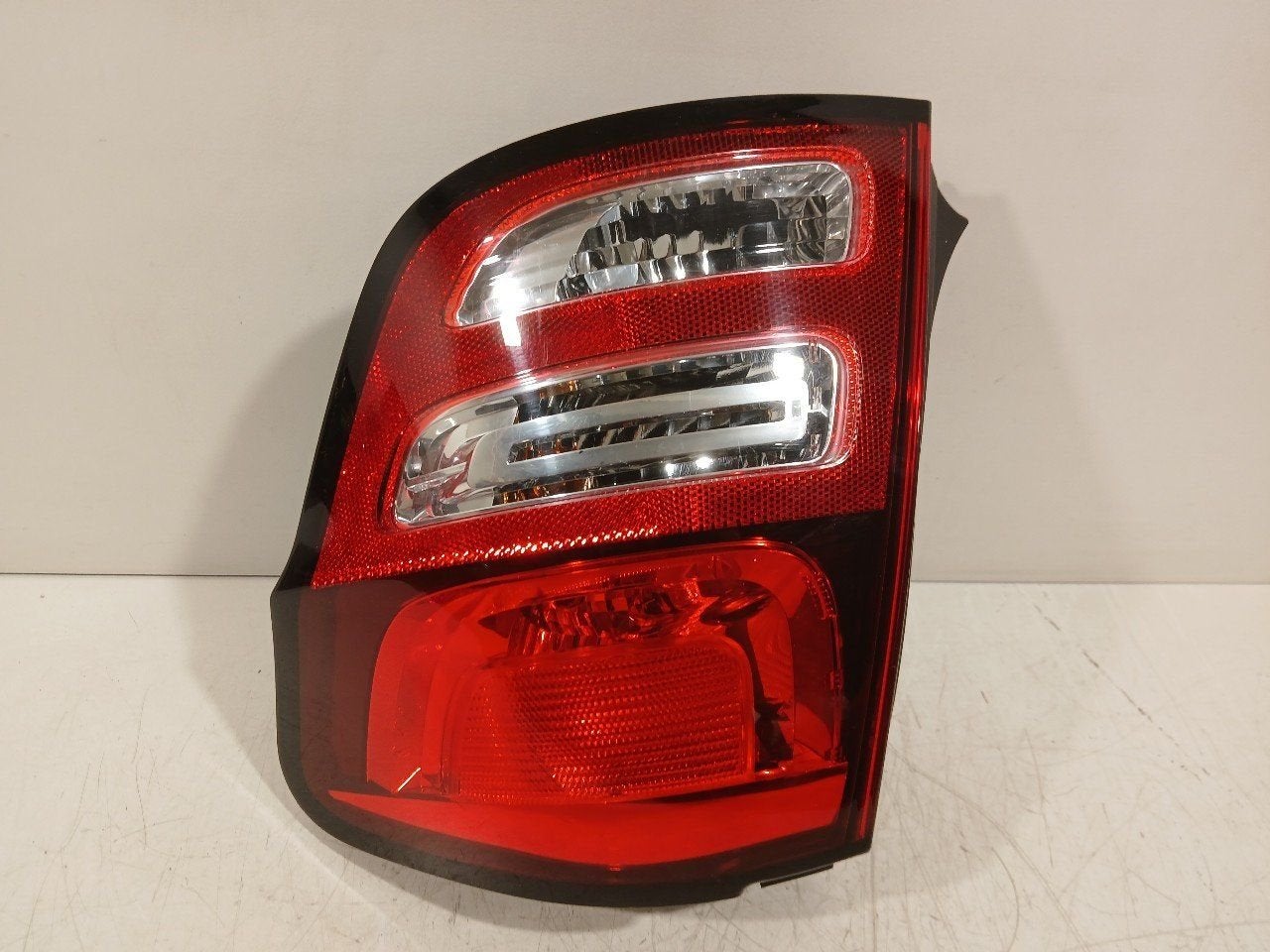 Achterlicht carrosserie rechts Citroën C3, Autos : Pièces & Accessoires, Onderdelen@venauto.nl, Van der Ven Autorecycling B.V.