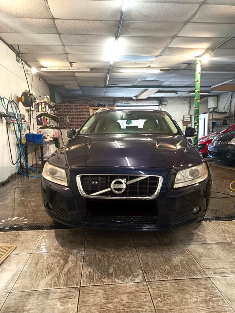 Volvo v70 2.4 D5 185pk automatisch herontwerp, Auto's, Automaat, Beige, Blauw, V70