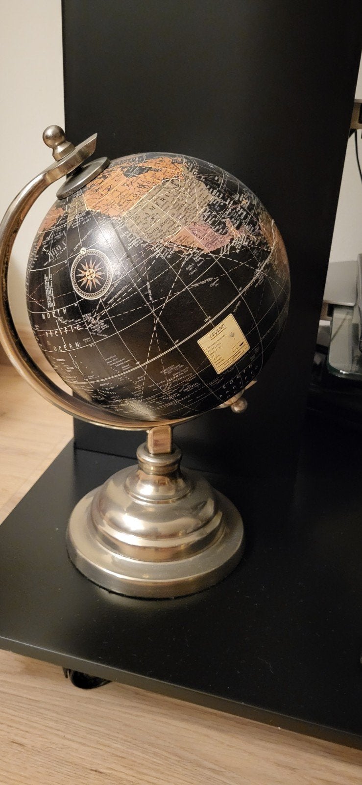 kleine wereldbol, Maison & Meubles, Accessoires pour la Maison | Globes, Enlèvement ou Envoi, Rotatif, Comme neuf, Métal