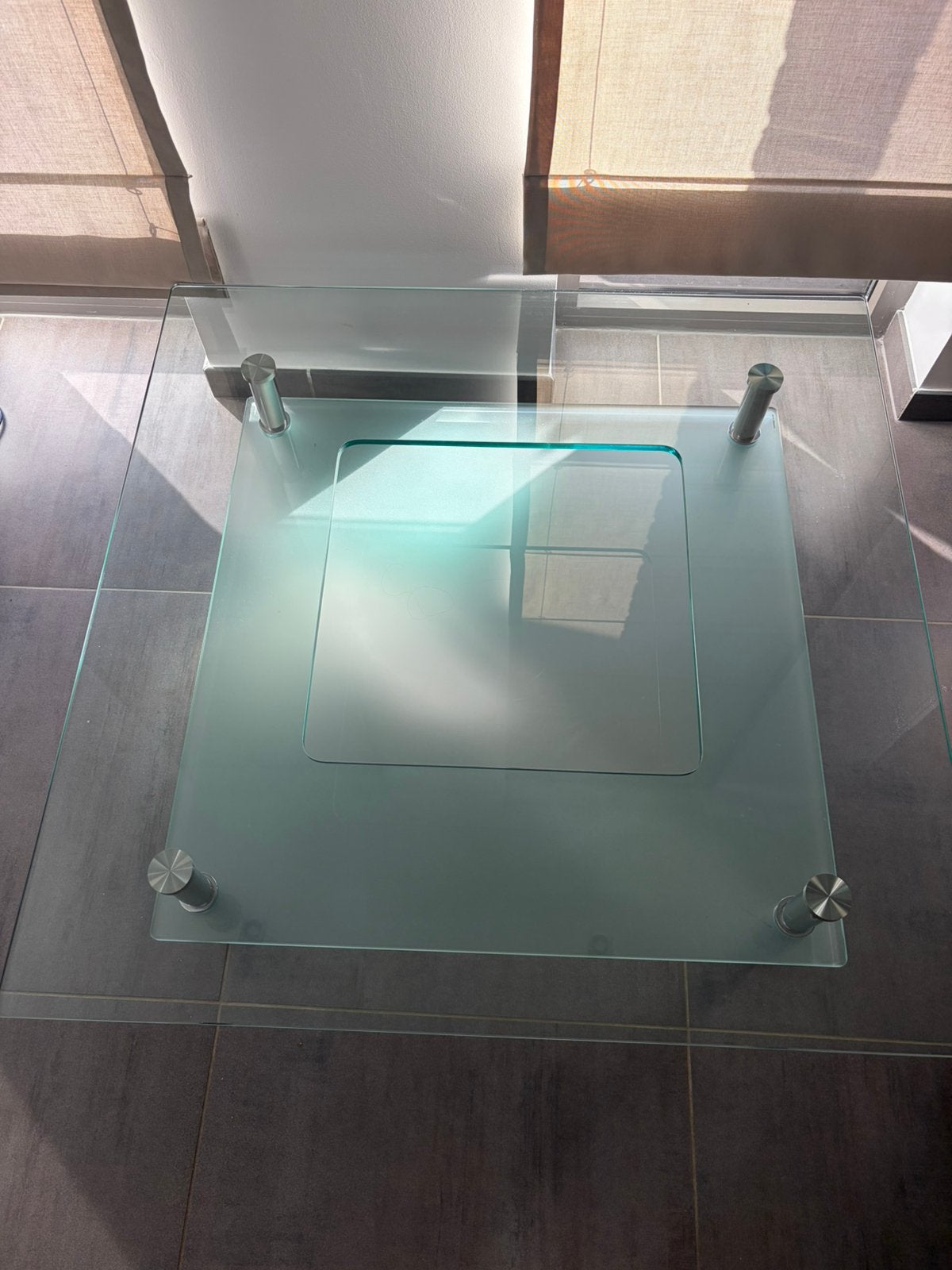 Glazen salontafel, Ophalen, Vierkant